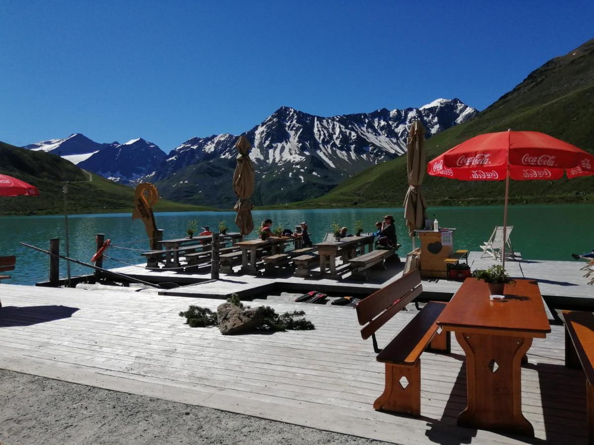Hanslers Hof Arzl im Pitztal Esterno foto
