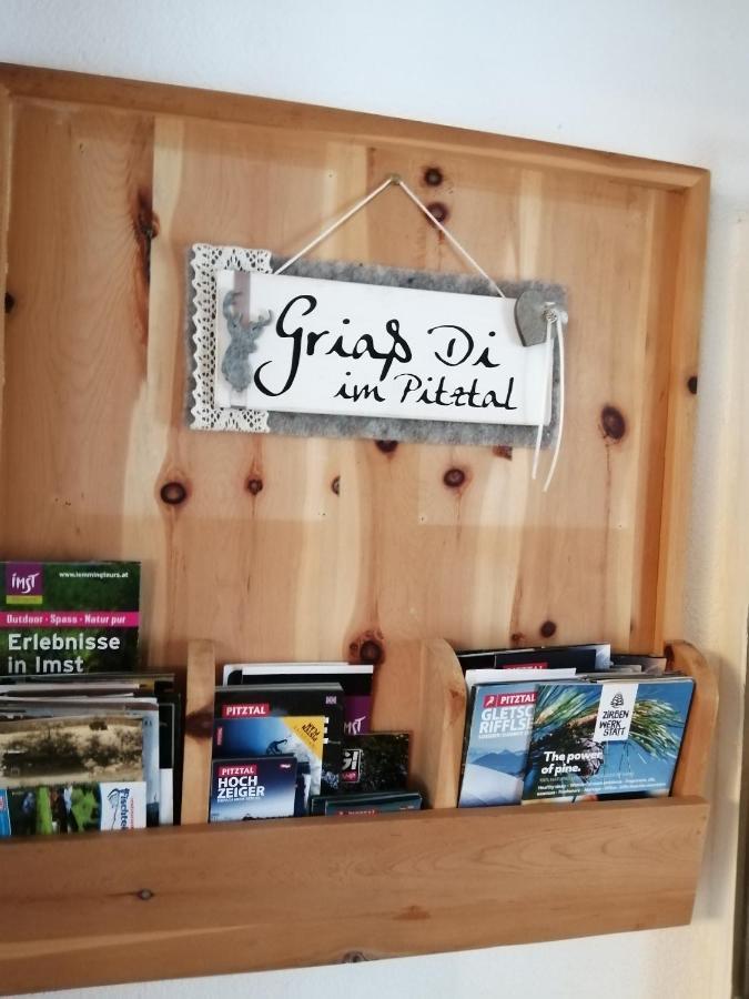 Hanslers Hof Arzl im Pitztal Esterno foto