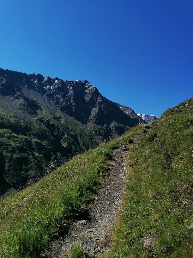Hanslers Hof Arzl im Pitztal Esterno foto
